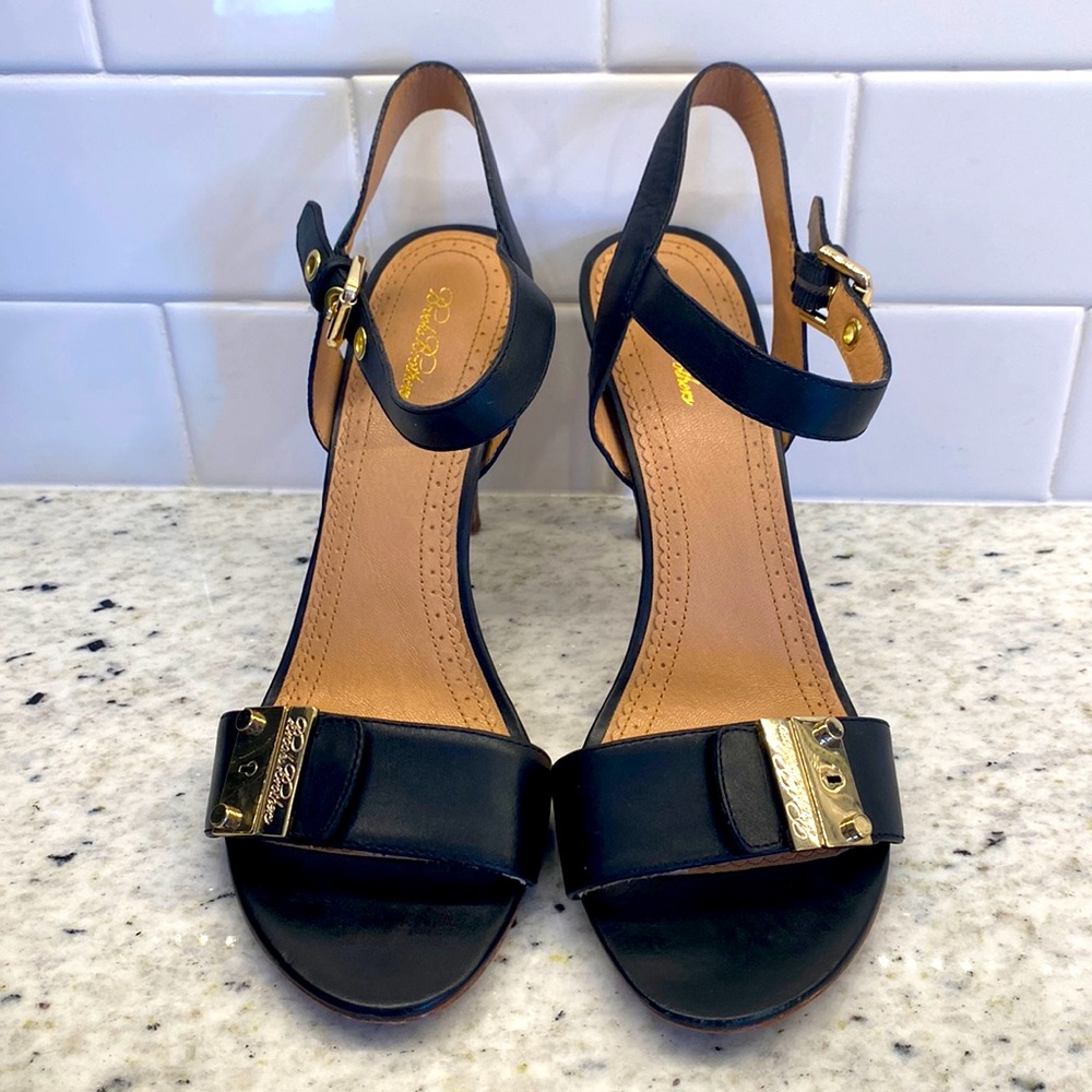 Brooks Brothers Black Strappy Heels Branded Buckle Sz 9